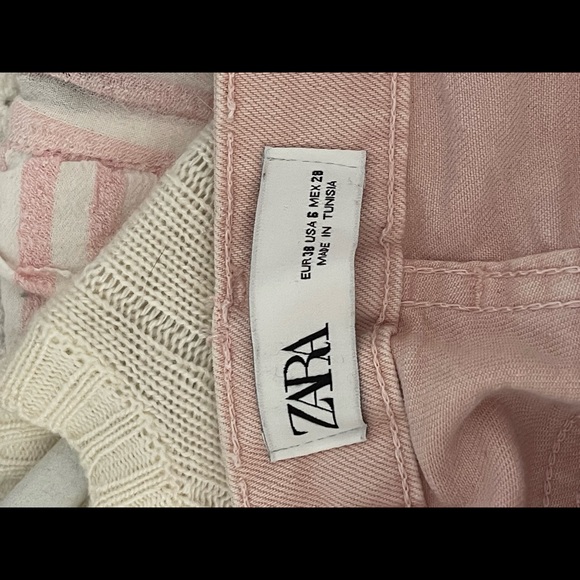 Zara pink mid rise jeans. Gently worn. Great condition. - Picture 3 of 3